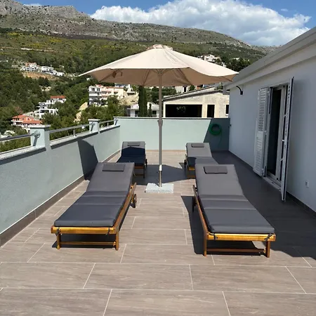 Bellavista Apartman *