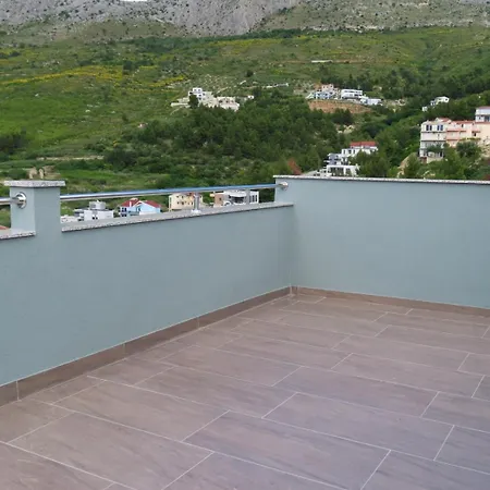 Bellavista Apartman *